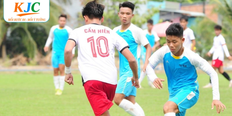 Sự kiện highlight giải bóng đá vô địch sân 9 Hà Nội mở rộng hấp dẫn